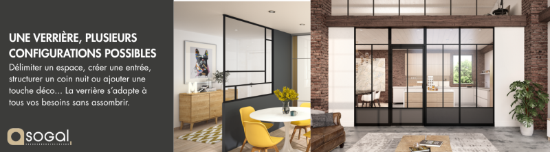 Installation de verrière intérieure avec porte coulissante intégrée pour séparer cuisine et salon à Villefranche sur Saône